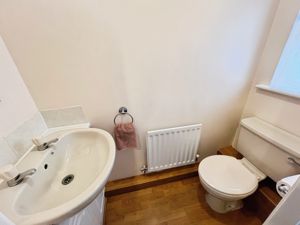 Guest wc- click for photo gallery